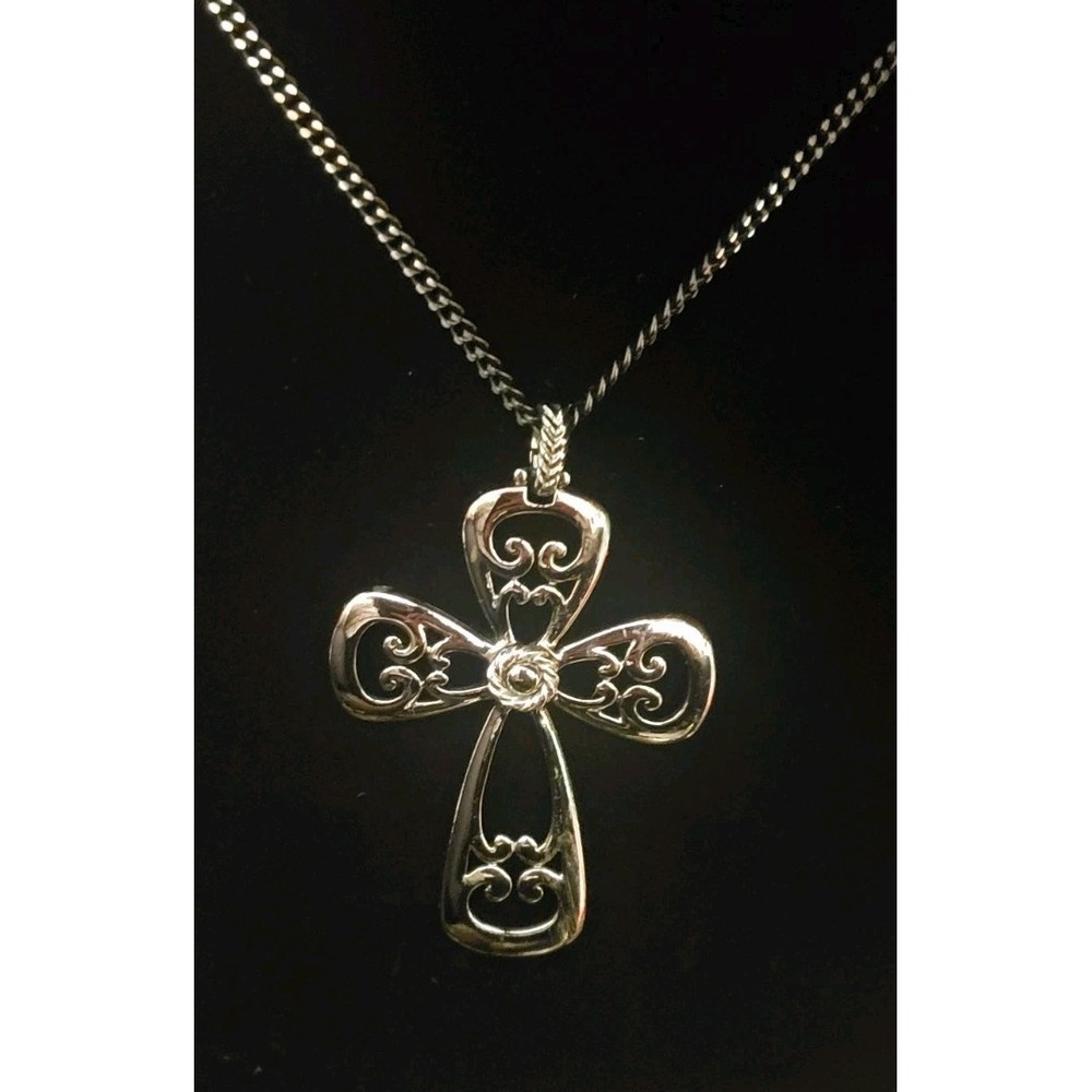 Sarah Coventry Romanesque gunmetal gray black cross pendant necklace 24" chain - Picture 1 of 5